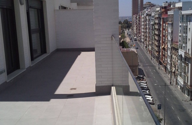 Penthouse downtown Huelva 3D 2B Free parking in building