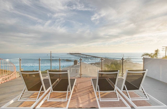 Penthouse Surfside Oasis in Mussel Shoals