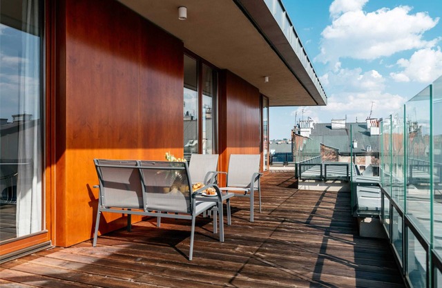 Penthouse Uptown - LoftAffair