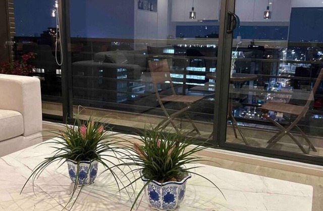 Penthouse with 360 degree amazing views of Bogota’ & Andes range.