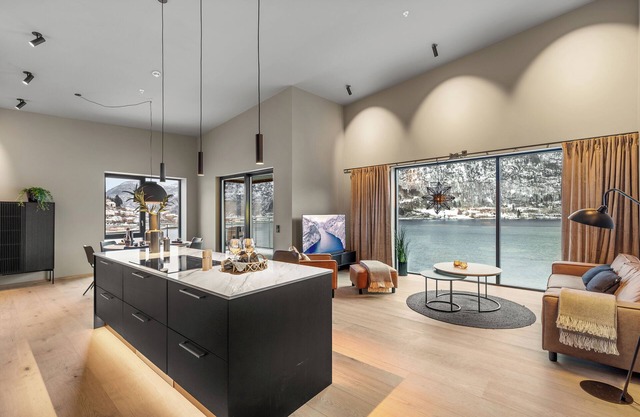Penthouse with amazing fjord view
