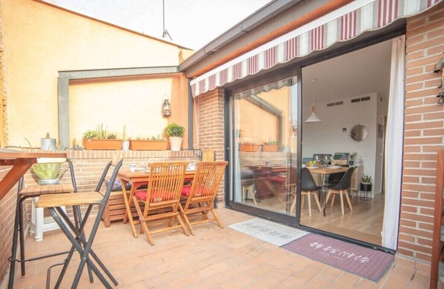 Penthouse with large terrace in the center of User