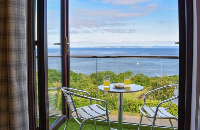 Perfect for couples looking to relax and unwind, or equally explore the Isle of Arran.