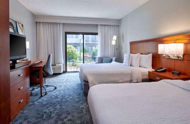 Perfect for Groups! 2 Comfortable Units, Pets Allowed with Fee, Onsite Pool!