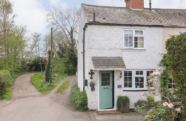 Periwinkle Cottage