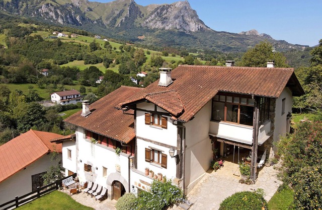 Perunea rural house