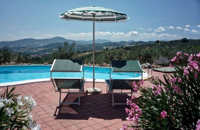 Pesco Falcone - Tranquility for 2 - Your holiday villa in Abruzzo, Italy
