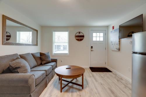 Pet-Friendly Apt Near Onset Beach on Cape Cod!
