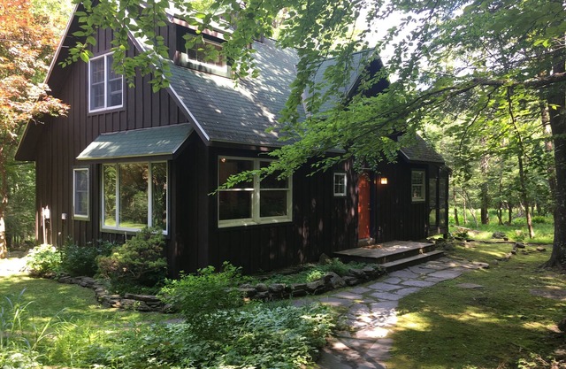 Pet Friendly Cabin Doh-Ray up @ 1500 ft