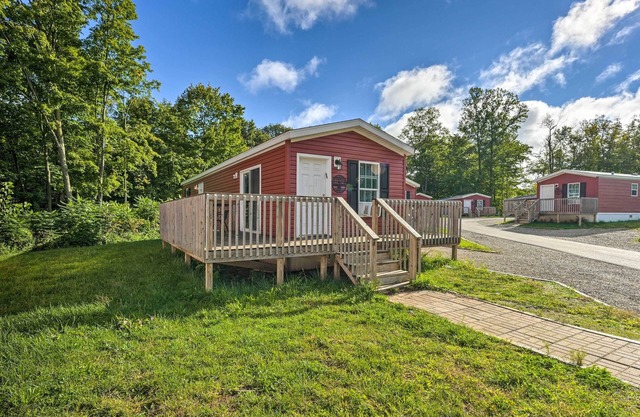 Pet-Friendly Cassolopis Escape, Near Lake!