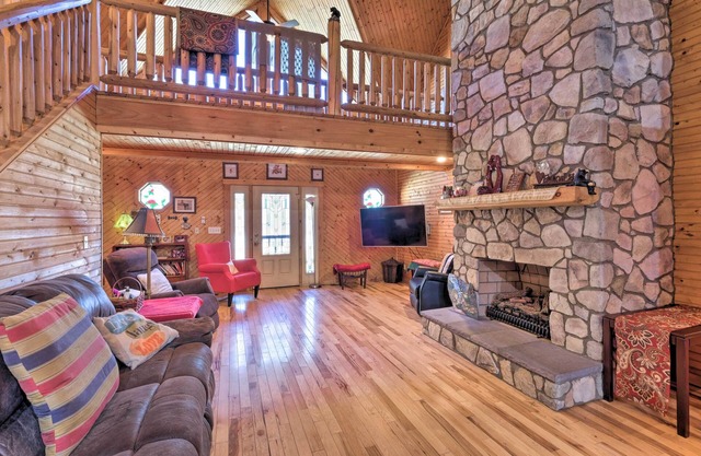 Pet Friendly Garnerland Home w/Deck & Porch!