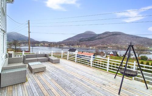 Pet Friendly Home In Nedre Vats