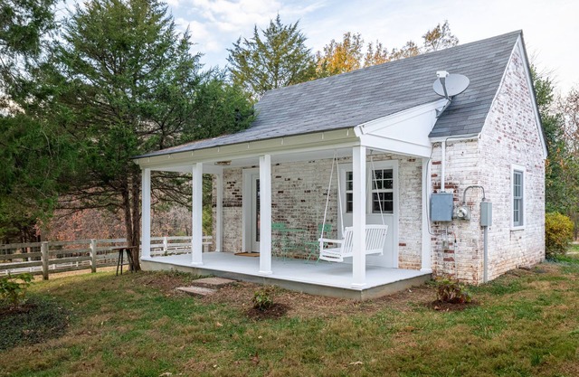 Pet-Friendly Kent Cottage at Ivy Cottages