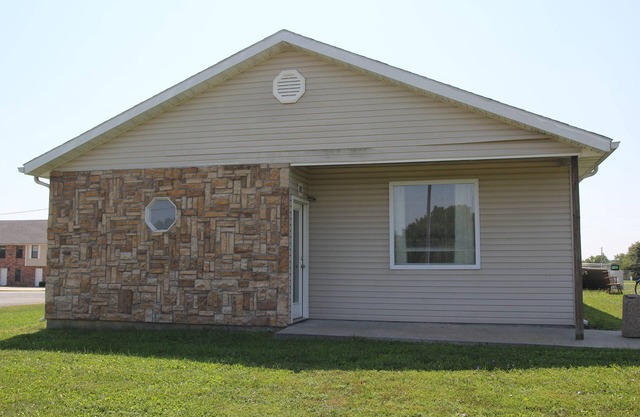 Pet Friendly Lodging Close to Whiteman AFB and Warrensburg