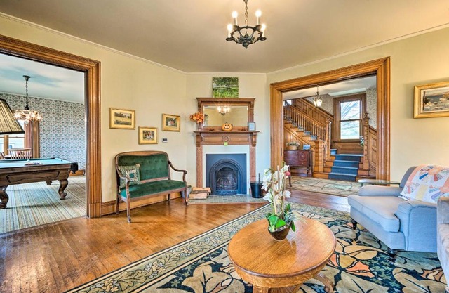 Pet-Friendly Moriah Homestead with Fire Pit!