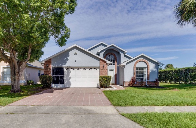 Pet-Friendly Orlando Home: 11 Mi to Disney World!