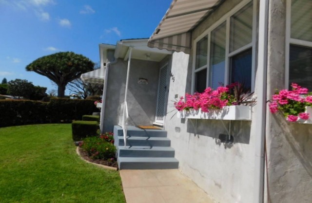 Pet Friendly SouthPark Bungalow