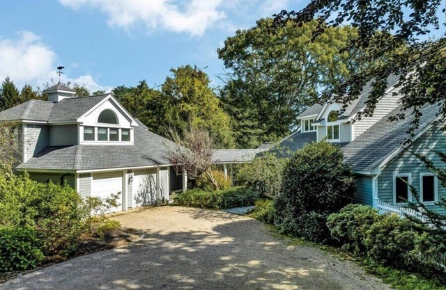 Pet Friendly Spacious Waterfront Home With A Deep Water Access Dock (2324)