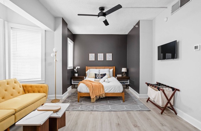 Pet-Friendly Studio Condo | Walk to Mass Ave