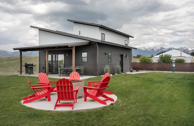 Pet Friendly! The Jewel View Cottages Unit 8