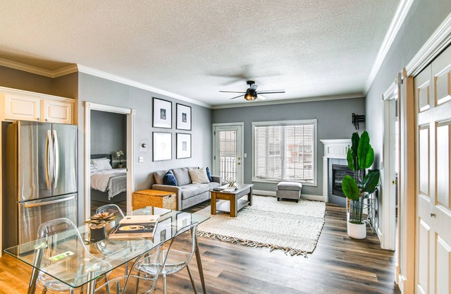 Pet-Friendly Waukee Condo: 14 Mi to Des Moines!