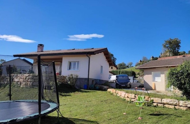 Petite Maison au Calme Entre Annecy et Genève