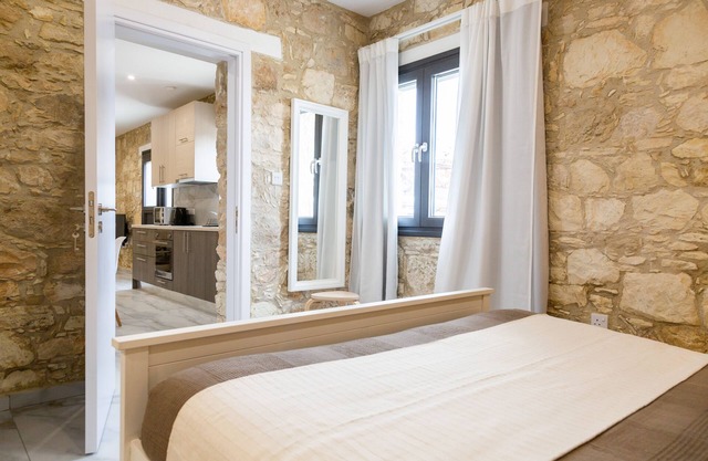 Phaedrus Living Luxury Stone House Armou