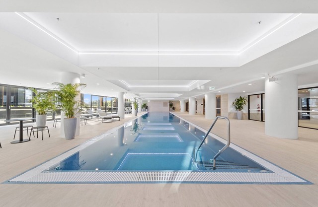 Phillip 2-Bed: Chic Interiors, Amazing Amenities