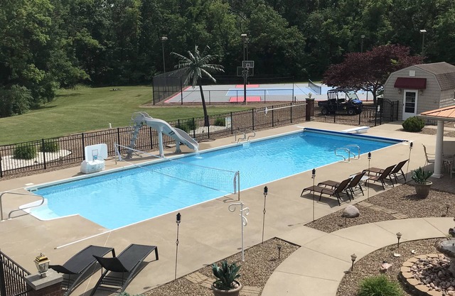 PICKLEBALL, Heated Pool, Game Room, Outdoor Oasis, Tennis, Basketball, & woods!