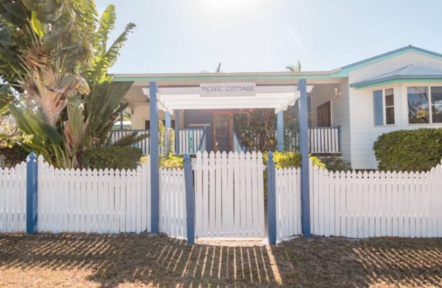 Picnic Cottage, Lovely home near the beach