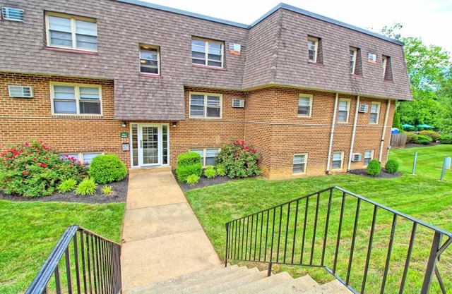 Pine Brook 618 I Cozy & Roomy I Gym & Pool