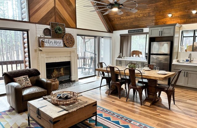 Pine Ridge Lodge | Hot Tub~Game Room~Pets Welcome