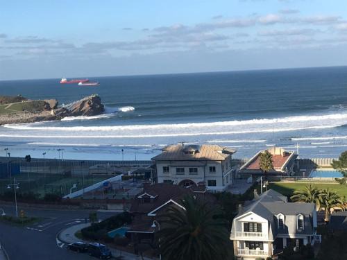 Piso en Salinas con vistas a toda al playa