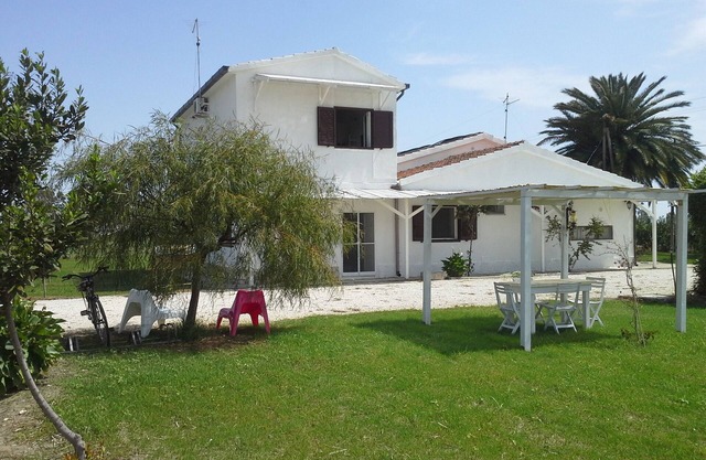 Pisticci: houses/villas - 4 rooms - 6 persons
