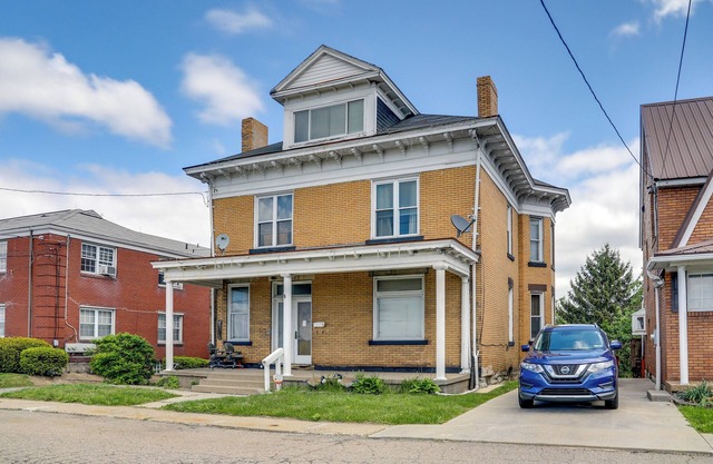 Pittsburgh Vacation Rental ~ 6 Mi to Downtown!