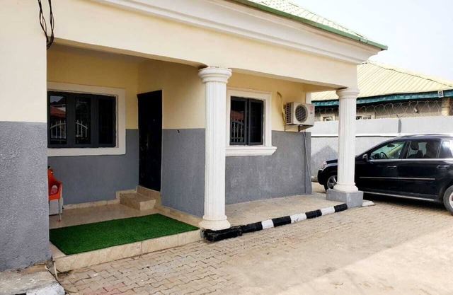 Pjp2 Family and Friendly Shortlet Apartment 15mins drive to the central Area