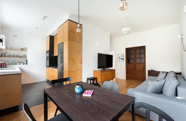 Plac Wilsona Comfy Apartment by BookingHost