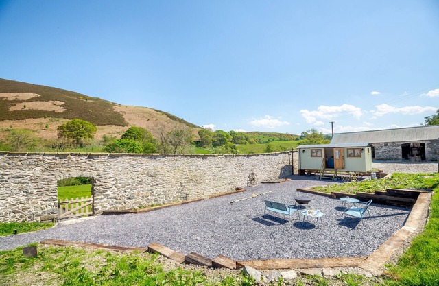 Plas Uchaf Farm Retreat
