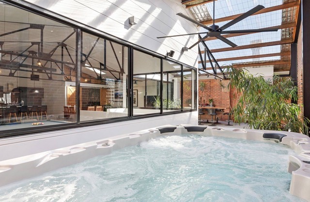 Platinum Precinct - The Penthouse