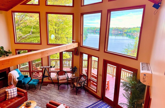 Pleasant Lake Cabin