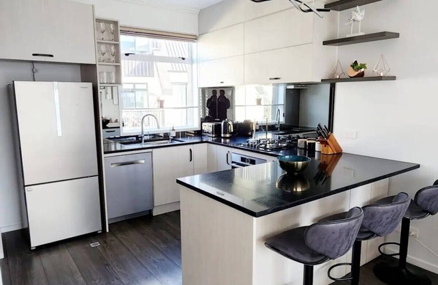 Plush modern home in Hobsonville
