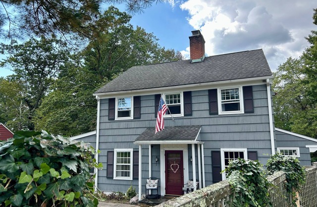 Poconos "Bear House" at Skytop, historic family home perfect to enjoy nature