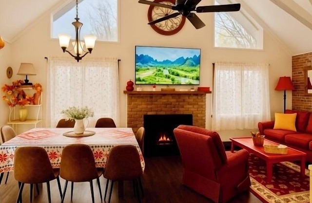 Poconos Getaway with Hot Tub-Close to Attractions, Perfect for Family & Friends!
