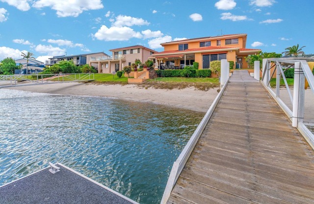 Point Paradiso | Glorious waterfront