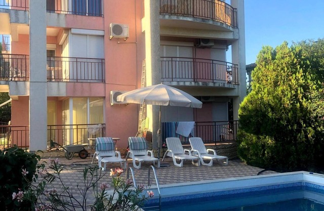Poki Apartment - Bulgaria near Sunny Beach. Pet-Friendly.
