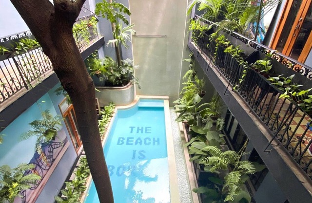 Pool and rooftop with Two Bedrooms and Kitchen A8