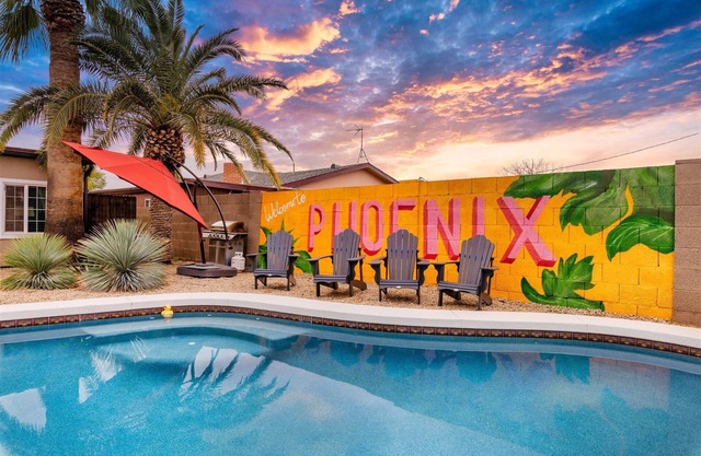 Pool House ✴ Heated Pool ✴ Hot Tub ✴ GOLF