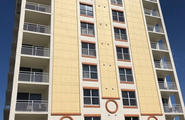 POOL IS OPENnDaytona Beach Opus 9th Floor, 3 Bed 2 Bath, Beach Front Condominium