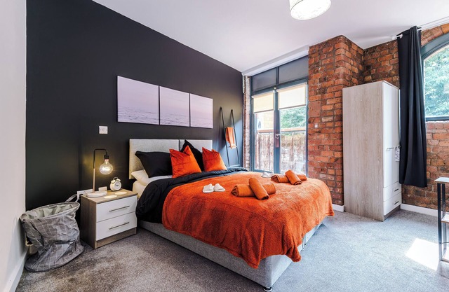 Pool Table, Stunning 2Bed Apt, Central Liverpool