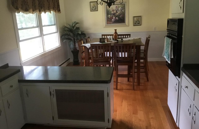 Poolside, convenient to Oneonta, Cooperstown easy entry onto I88